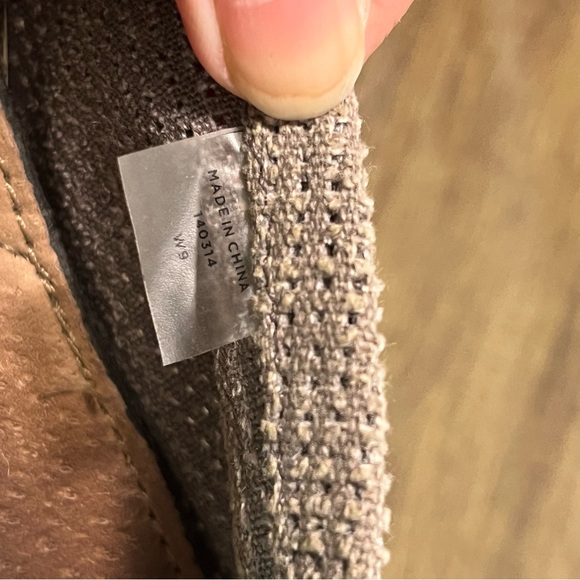 Toms Taupe Brown Perforated Slip On Flats Size 9 - Picture 11 of 11